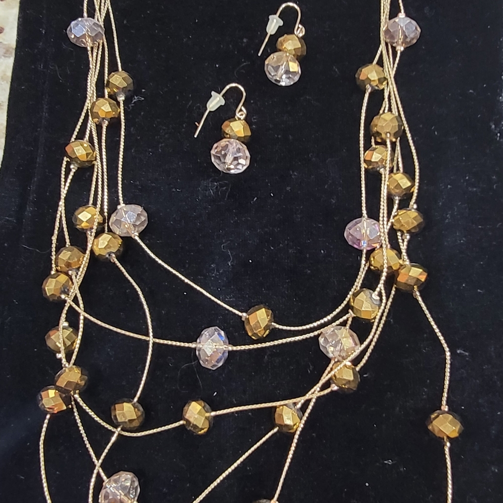 Cute necklace and earring set